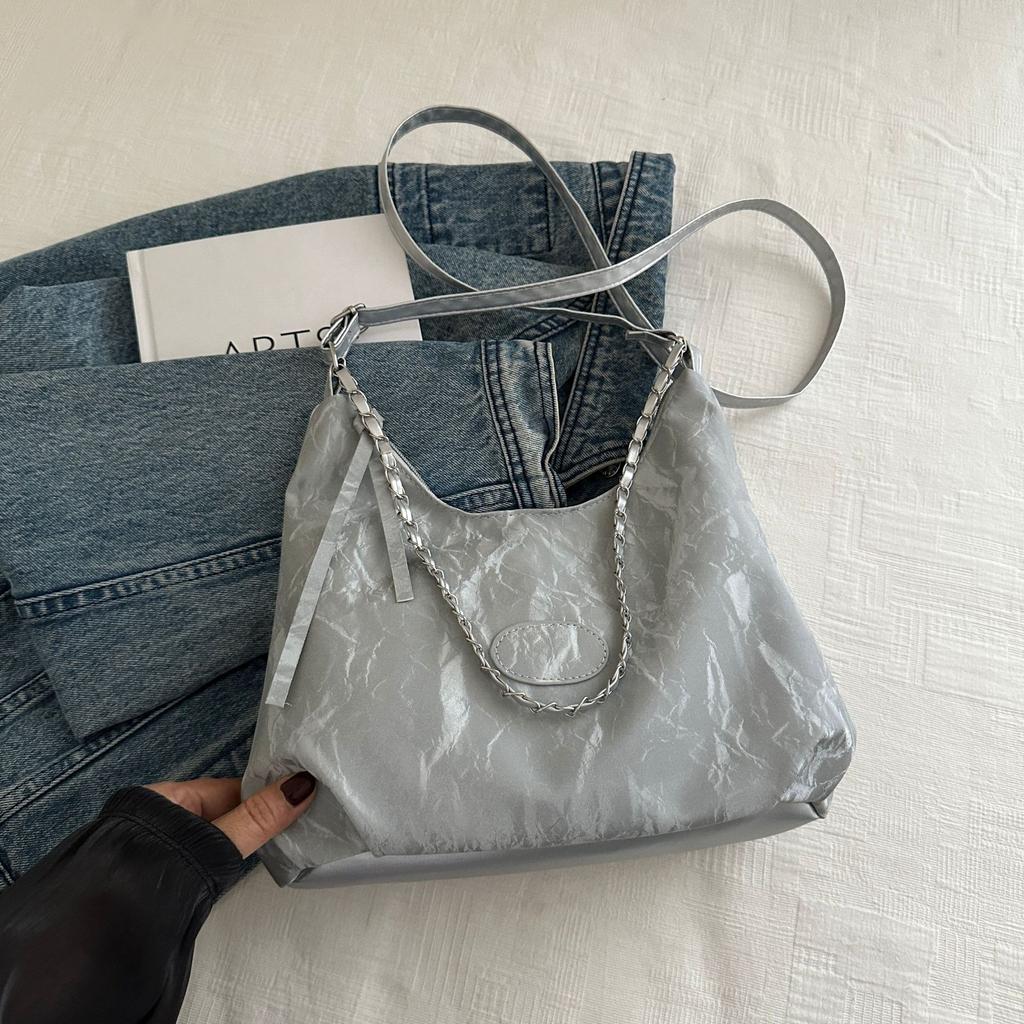 Neue Sommer-Ketten-Pendeltasche, Lässige Studenten-Weichgesicht-Großraumtasche für Damen, Mode Einzelschulter-Umhängetaschen