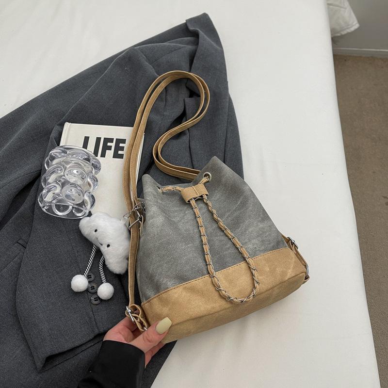 

Нішевий дизайн, іноземний стиль, осіння жіноча краса, персоналізована жіноча сумка-відро, нова модна сумка через плече 2024 року Tide Without pendant синій