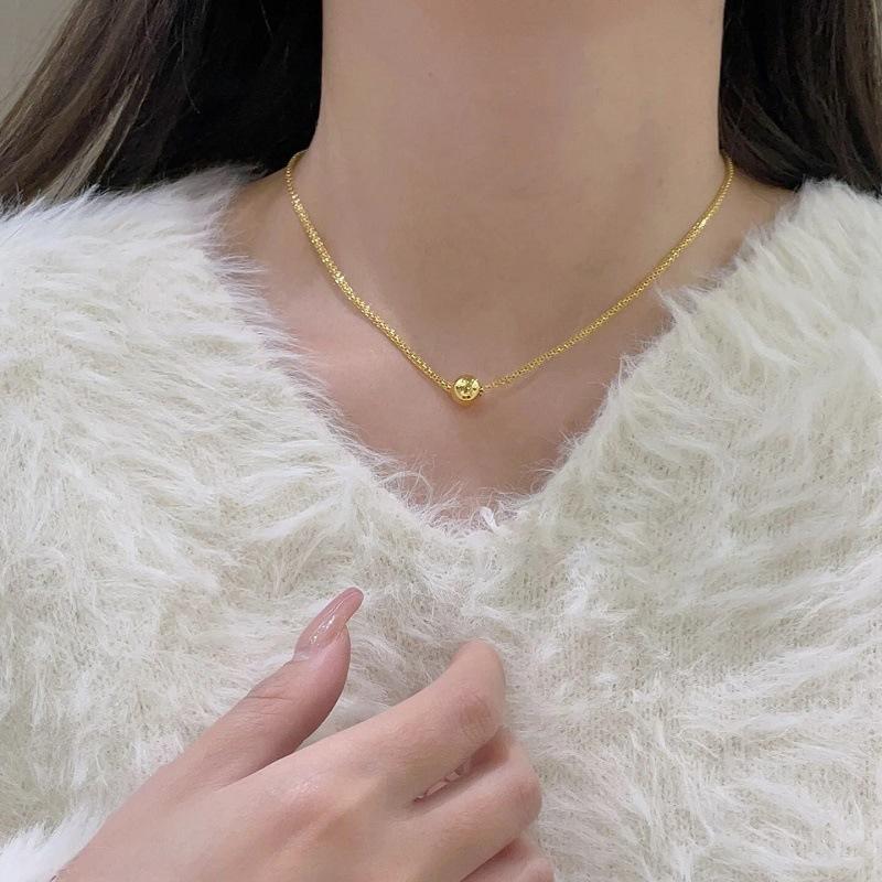 Simple And Versatile Passepartout Necklace Female Niche Design Sense Responsive Collarbone Chain Round Ball Sweater Chain