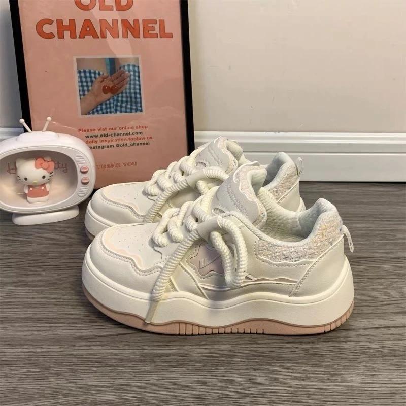 Women Platform Sneakers Star Design Lace Up Skateboard Flat Outdoor Comfortable Running Sport Shoe Tennis Walking Sneakers