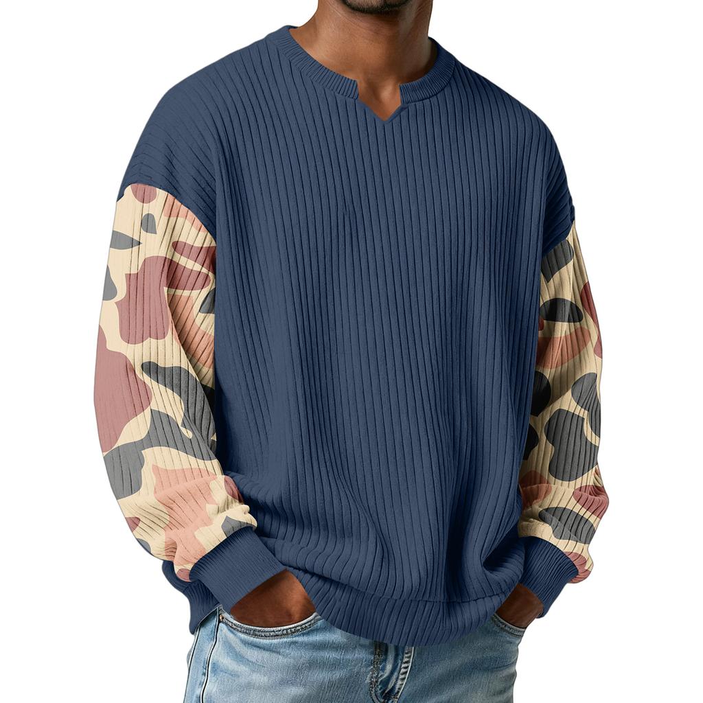 Herrtröja med snygg, ribbad och texturerad långärmad kamouflagemönster