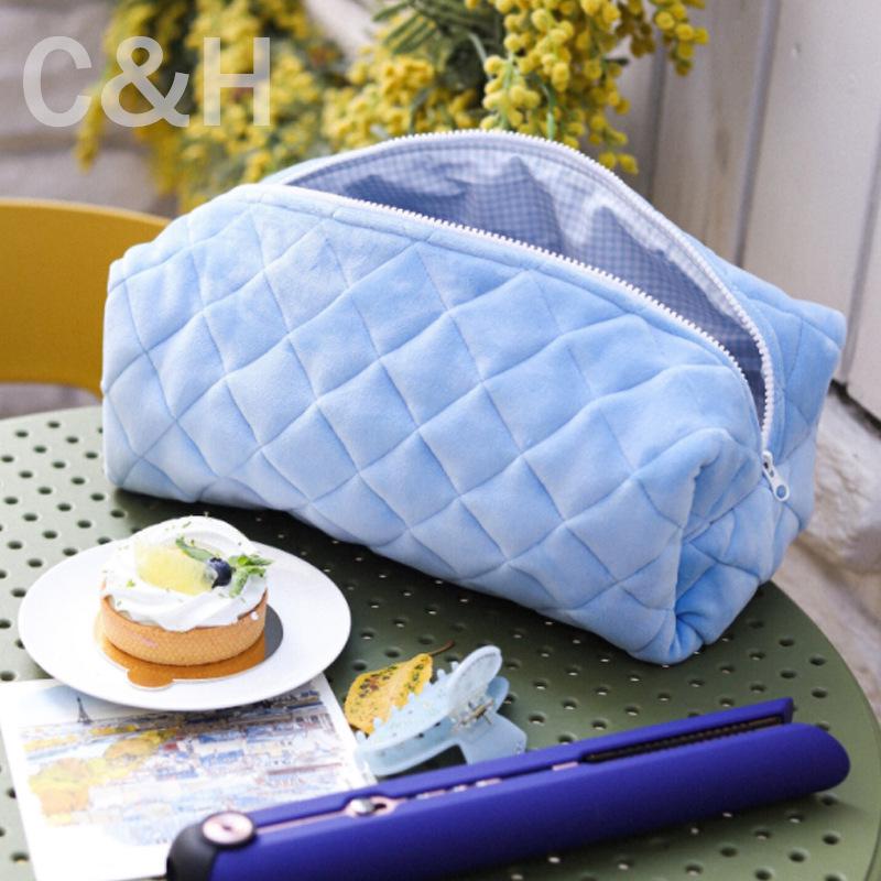 

Плюшевая косметичка макаронных цветов для путешествий - Большая вместимость для хранения туалетных принадлежностей 35x15x10 cm светло-синий