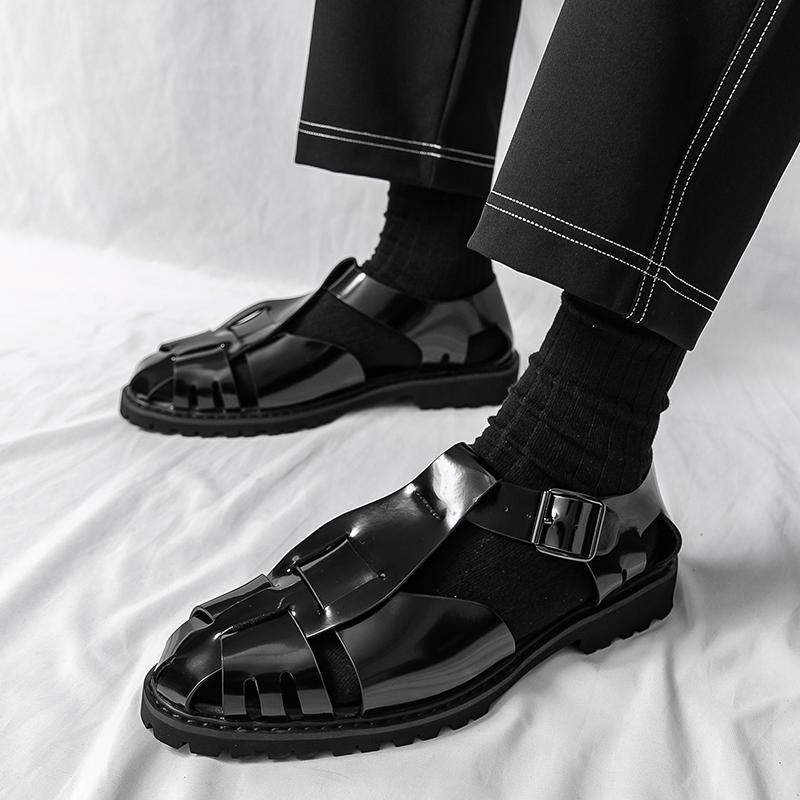 Fashion Fashion men's summer shoes Classic  styles Outdoor leisure street leisure business and office Black white versatile sandals