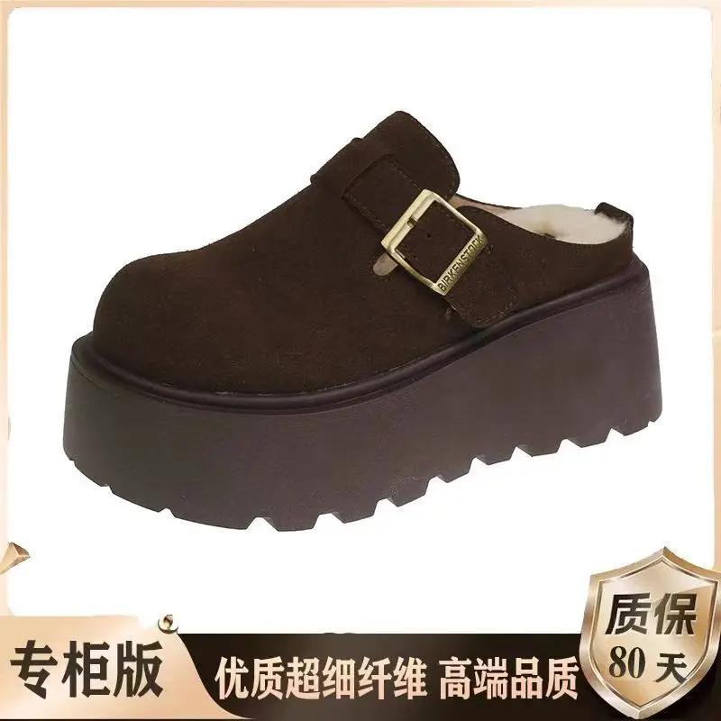 Женские тапочки на высокой платформе — фото 8