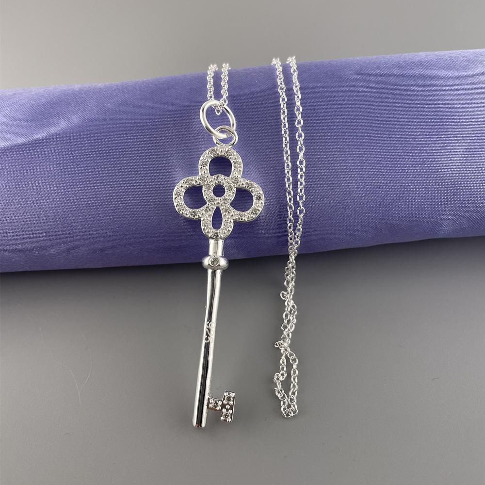 Fashionable Simple  Sterling  Necklace Cute Key Pendant Necklace For Women Jewelry Gift 46CM