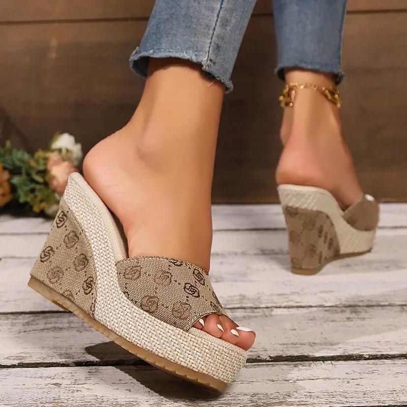 Fashion Brand Design Floral Sandals Women Peep Toe Wedge Heels Slippers Woman Chunky Platform Slip On High Heel Shoes Woman Summer 2025