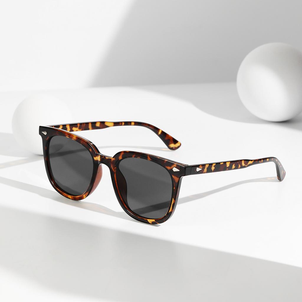 J2314 Glasses Square Sunglasses Colored Lenses Rivet Retro Sunglasses Women'S Sunglasses Men'S