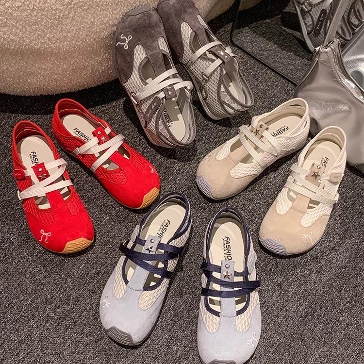 Yueyu 2025 Summer New Mesh Breathable Versatile Fashion Sandals Flat-bottomed Versatile Casual Shoes Sports Shoes