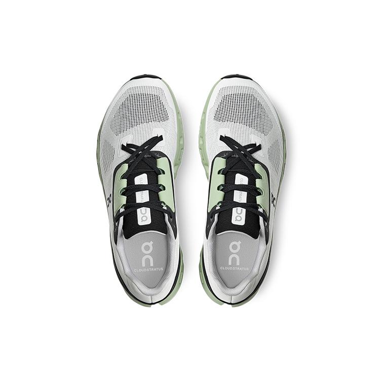 On Running Cloudstratus Wit Zwart Salie 39.99212