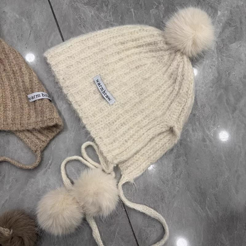 Autumn and Winter Ear Protectors, Warm and Thin Age-reducing Wool Hat, Women's Rear Split Fork Hairball Loose Knitted Hat, Lei Feng Hat Tide