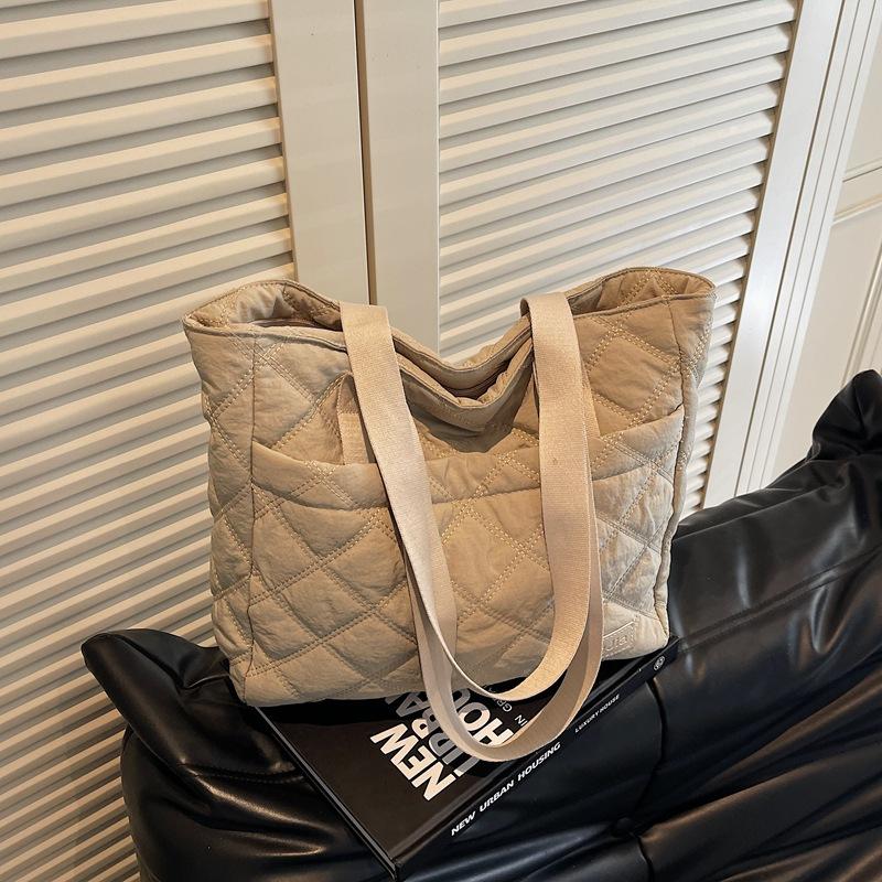 Rhombus Cotton Clothing Bag Autumn and Winter New Fashion Women's Bag Commuter Shoulder Armpit Bag Large Capacity Tote Bag