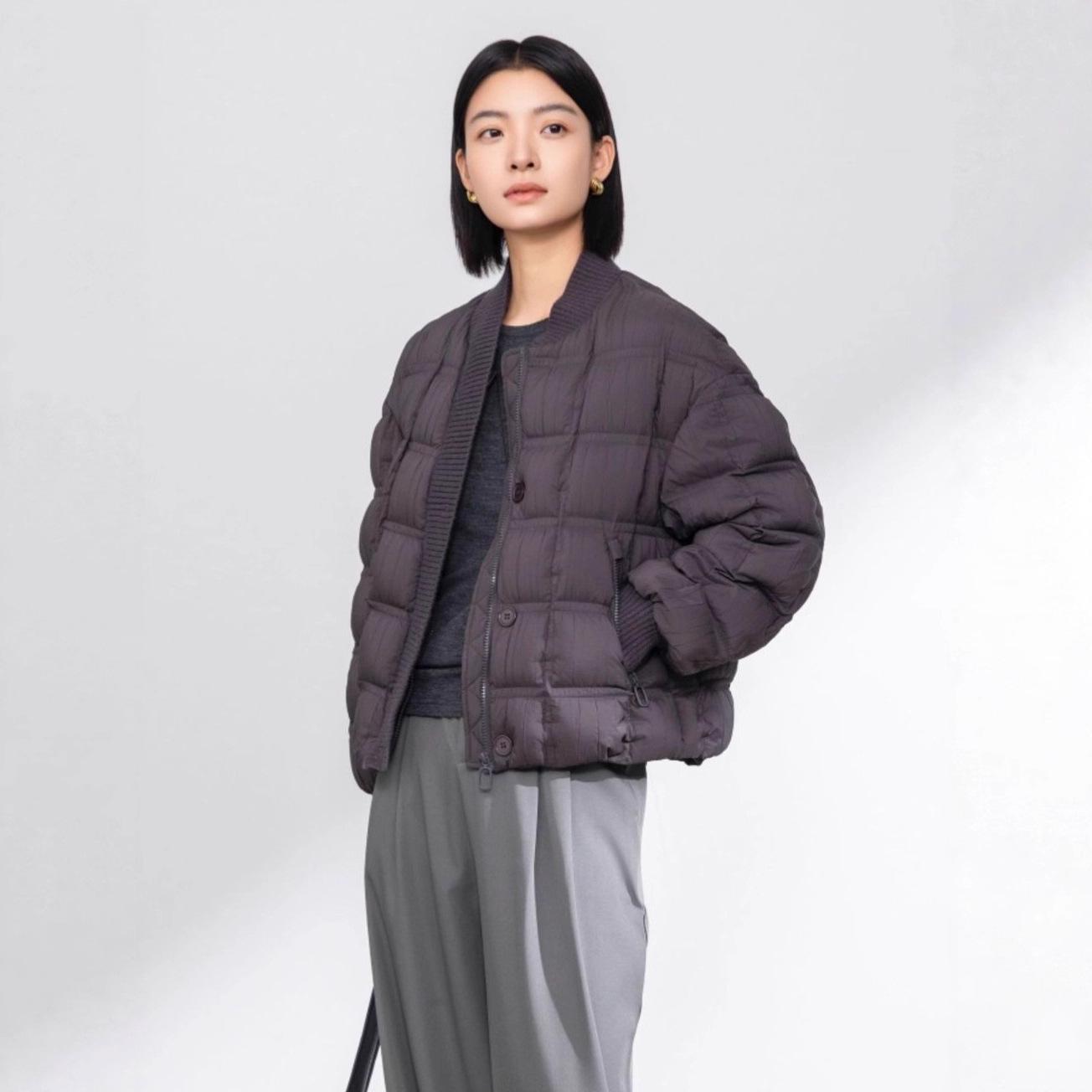

2025 Women s Slim Fit Goose Down Short Jacket - Winter Baseball Ribbing & Ruffle Design for Cold Protection. M (125-145 jin) темно-сірий