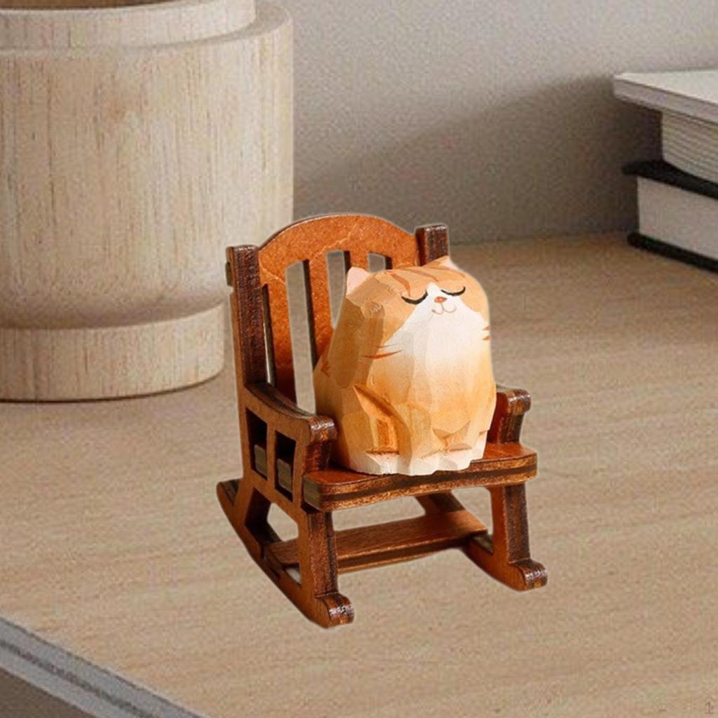 Tierfigur im Schaukelstuhl für Wohndekoration und Geschenke