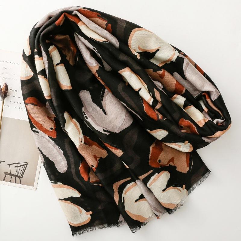 Fashionable and Simple Commuting Style Cotton and Linen Hand Scarf Plant Floral Breasted Scarf Thick Shawl