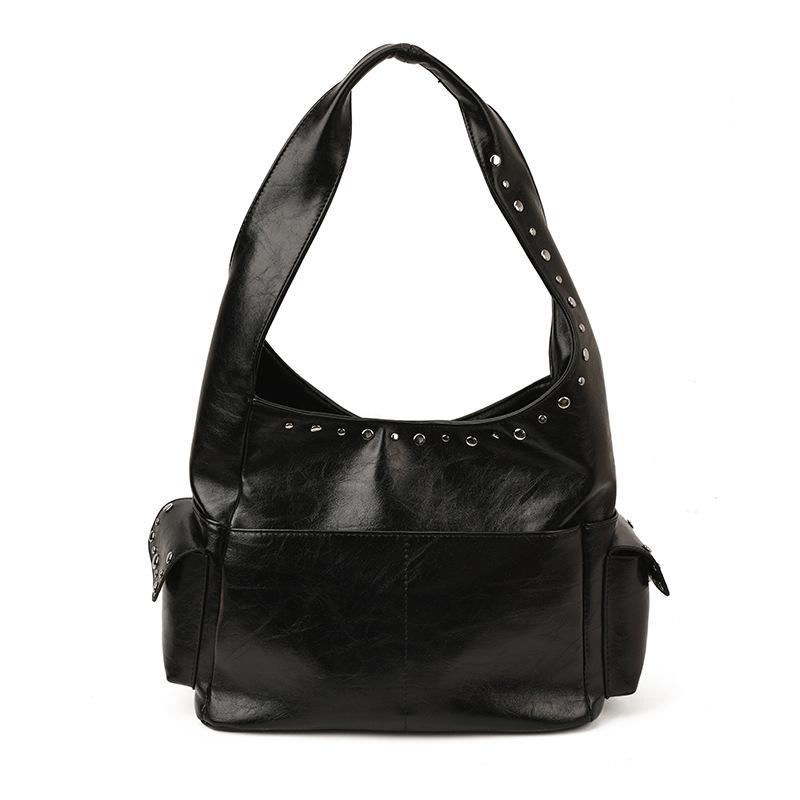 Retro bag women's large capacity 2025 new autumn and winter leisure shoulder underarm bag texture rivet commuter bucket bag