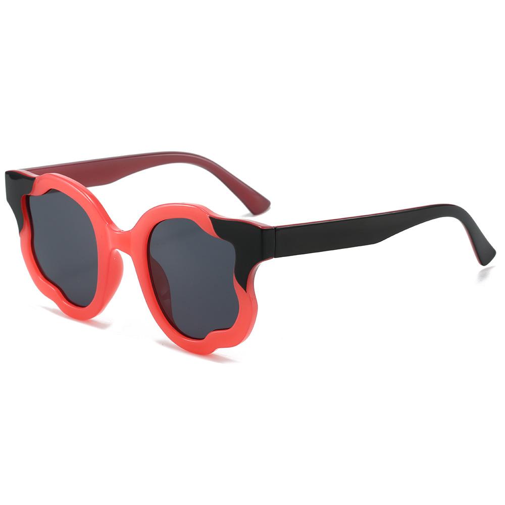

Vintage Retro Candy Color Color Gradation for Women Sunglasses Ins Luxurious Brand Irregular Frame Design Outdoor Use Travel Men Gafas de sol UV400 as picture
