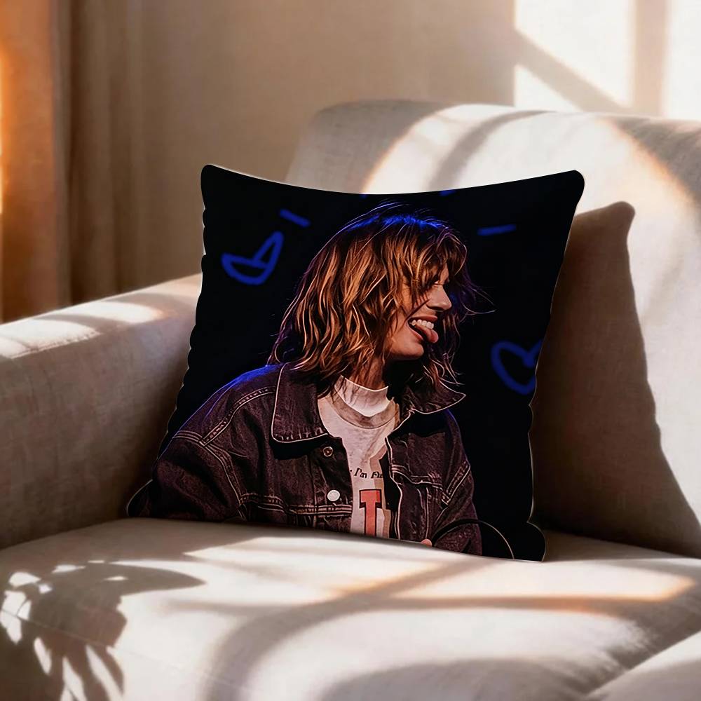 Retr Maya Hawke Pillow Case Pattern Printed Pillowcase For Living Room Sofa Cushion Cover