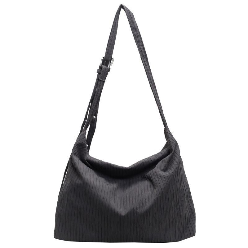 

Folded large-capacity tote bag, shoulder messenger bag, simple commuting and leisure, new small bag, texture canvas bag