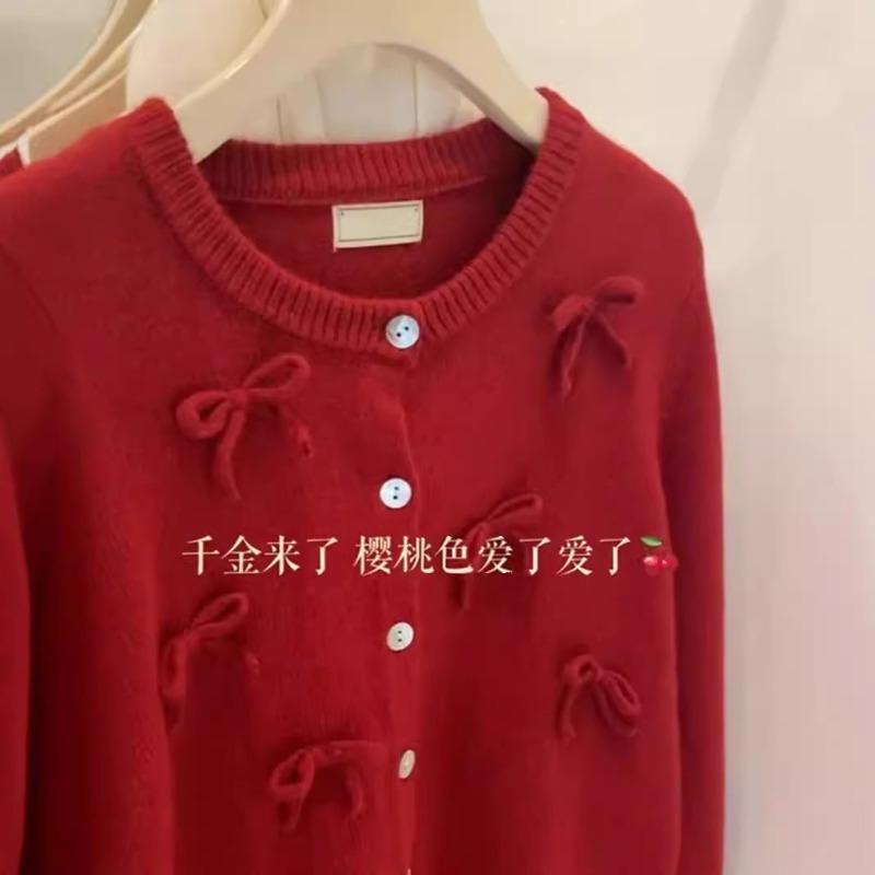 Roter Strickcardigan mit Schleife Damen Frühling und Herbst Design-Sinn Nische Retro Dünne Strickjacke Kurz