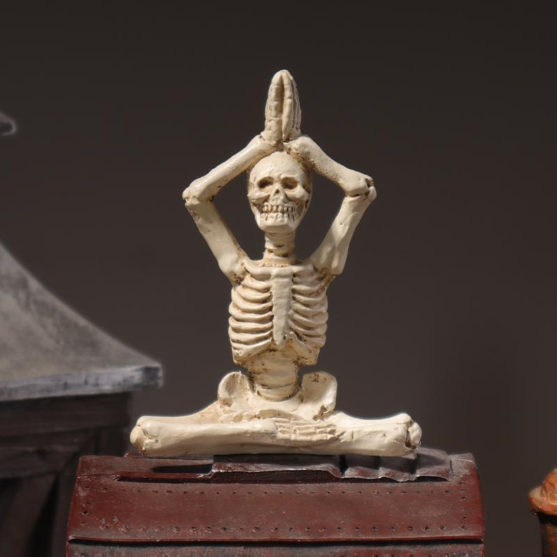 Halloween Skull Trio Decorative Resin Festival Sculpture for Creating Holiday Atmosphere in Home, Bedroom, and Living Room
