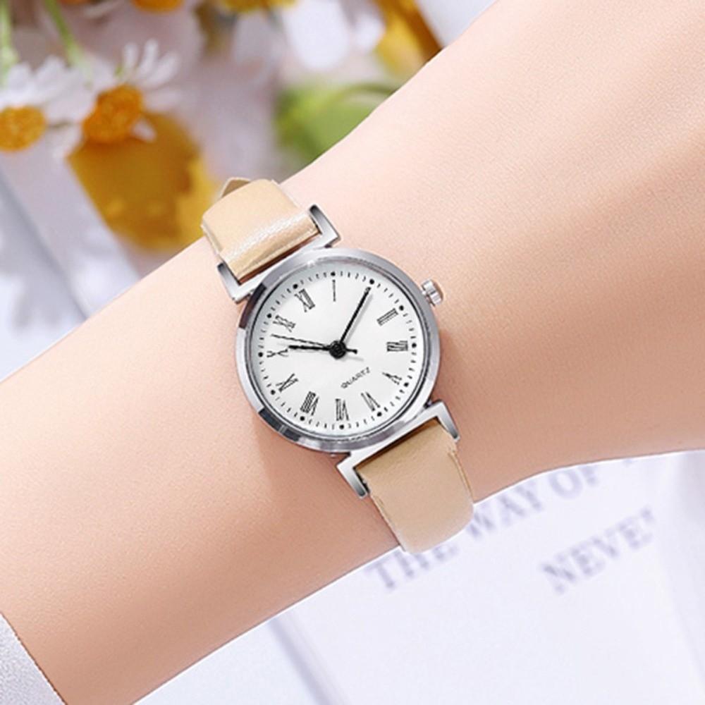 PU Leather Strap Women Watch Round Dial Ladies Wristwatches New Quartz Watch Gifts