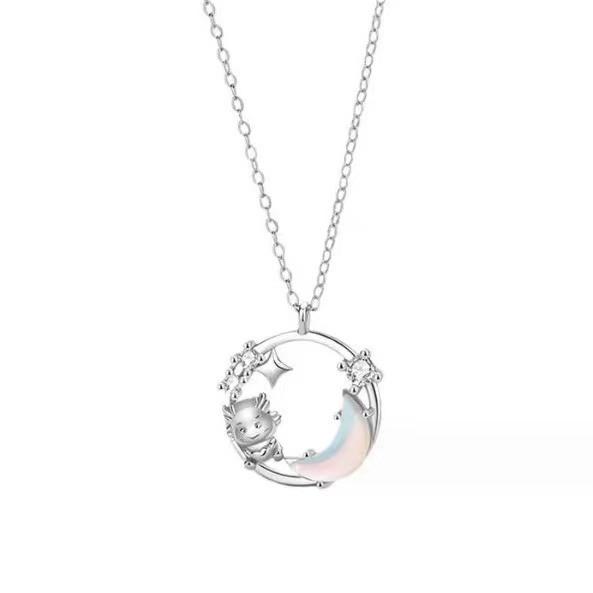 Dream Star Moon Moe Dragon Necklace Women'S Zodiac Dragon Pendant Romantic Star Moon Clavicle Chain Life Gift