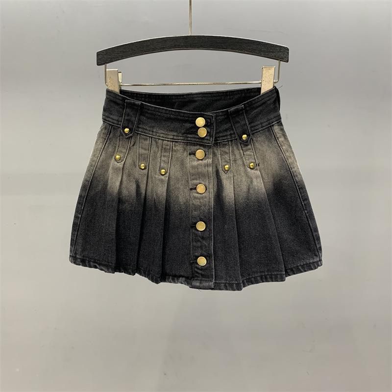 High-waisted, youthful denim mini skirt for women, autumn and winter fashion, niche design gradient color spicy girl A-line pleated midi skirt S чёрный