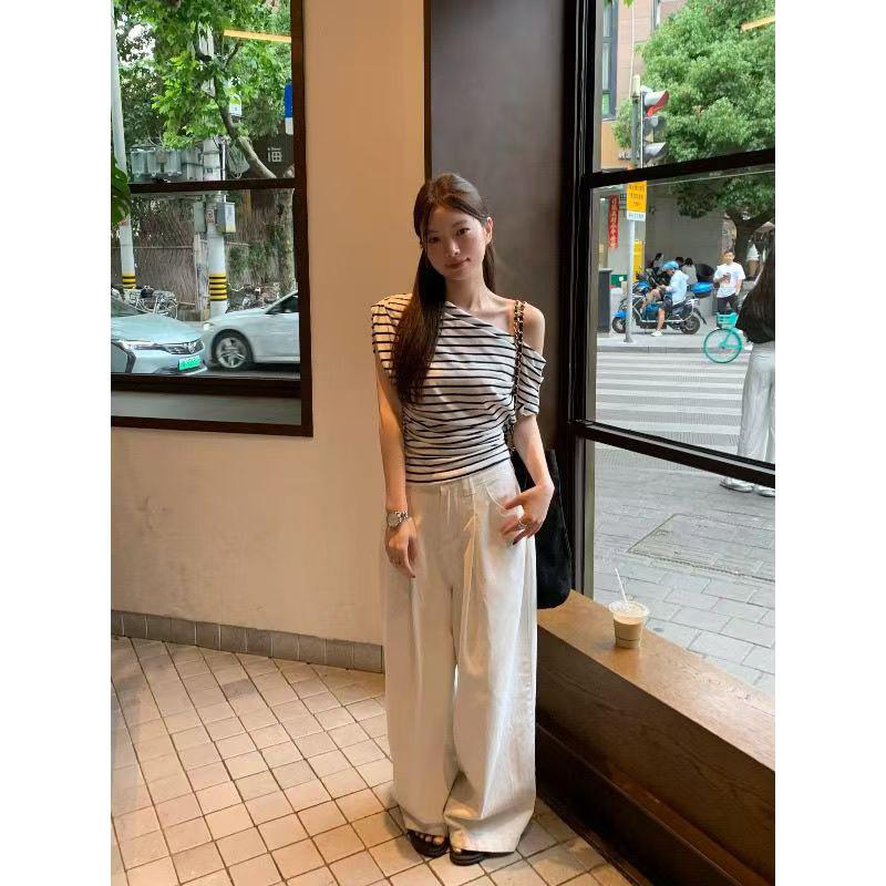 Spring and summer new striped short-sleeved women's Korean casual off-shoulder slim-fitting and thin design versatile top