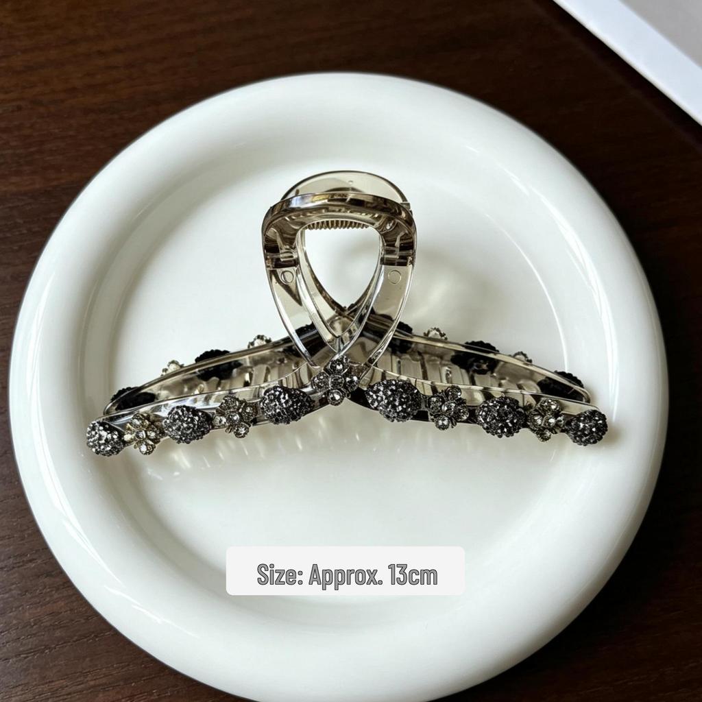 Korean Style High-End Rhinestone Shark Hair Clip for Women - Elegant Large Hairpin