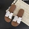 Flat-bottomed Cool Slippers Female 2025 Summer New Fashion Fairy Style French One-word Drag Light Casual Beach Slippers