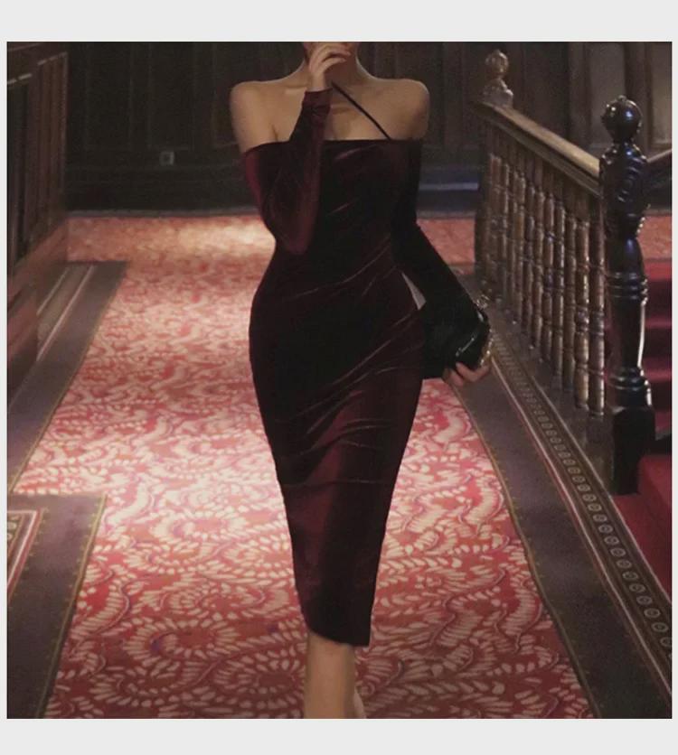 Elegant Burgundy One-Shoulder Velvet Dress, Retro-Inspired Party Skirt