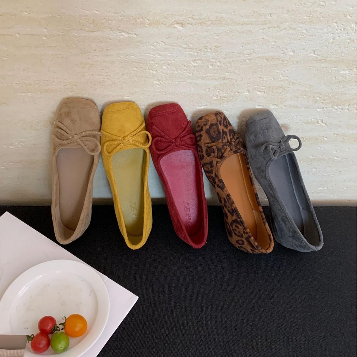 

2025 new square head bow versatile light mouth soft bottom suede flat bottom Doudou pregnant women s single shoes 39 верблюд