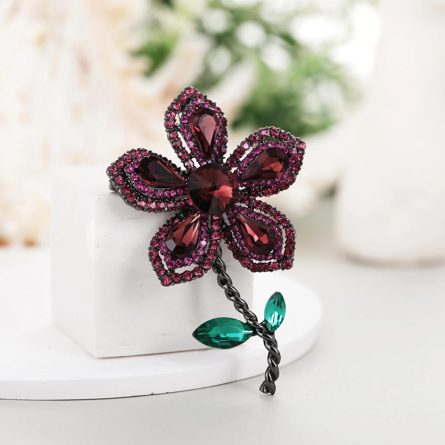 

Роскошный пистолет черный цветок брошь искусственный кристалл высококачественный женский темперамент брошь пиджак аксессуары