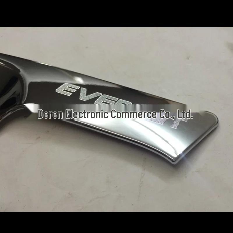 15-19 Ford Everest Outer Door Bowl Decor