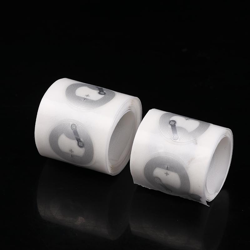 50/100 ks NFC štítků Čip NFC215 Nálepky RFID Elektronické nálepky pro kontrolu přístupu Chytrý klíč Přepisovatelné