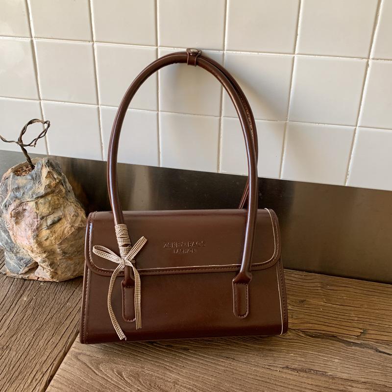 Gențile de umăr populare de astăzi cu capacitate mare sunt genți de mână noi de toamnă pentru femei, cu valoare ridicată, genți de umăr la modă.