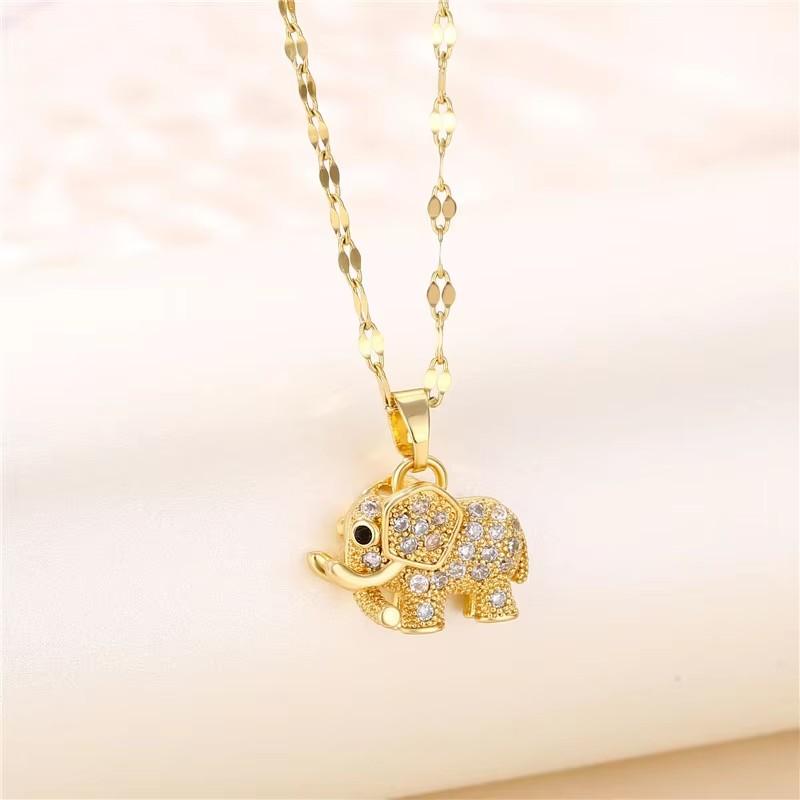 Retro Exquisite Elephant Stainless Steel Necklace Suitable For Summer Travel And Fashionable Zircon
