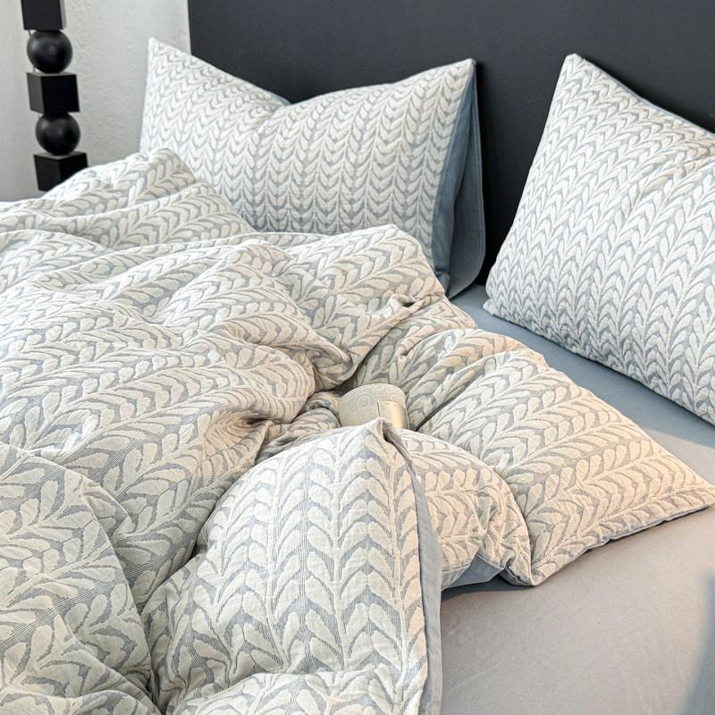 Luxury Style Cotton Flannel Duvet Cover 150x200cm Single All-season Thickened Jacquard Bedding