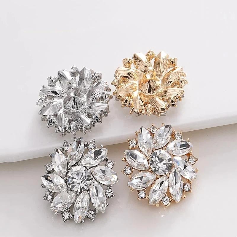2/4Pcs Sparkling Rhinestone Flower Shaped Metal Button Suitable For Decorative Buttons On Clothing