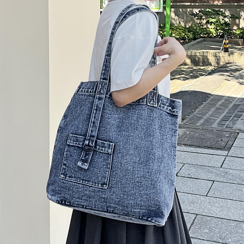 Retro Casual Tote Bag Women's New Large-capacity Shopping Shoulder Bag Simple Foreign Style Personalized Literary Handbag