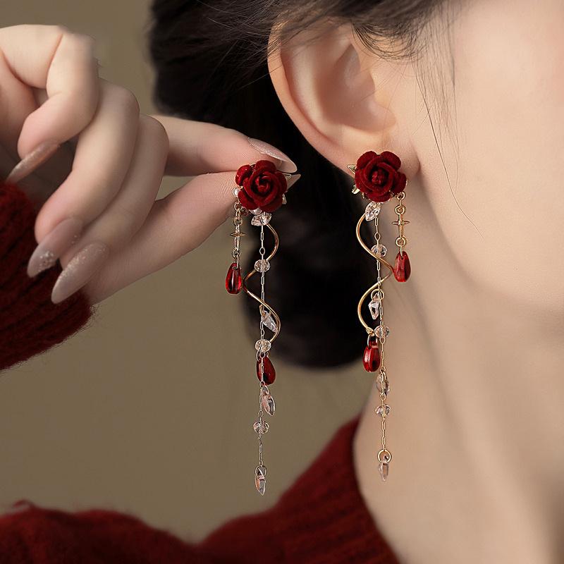 Silver Needle Pearl Tassel Flower Earrings - Elegant & Versatile High-End Studs for Women
