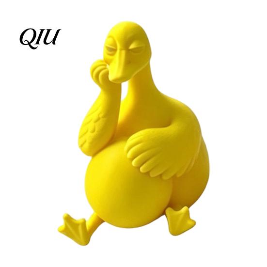 Funny Gifts for Colleagues Daydreaming Duck Figurine, Minimalist Holding An Egg Sculpture, Resin Home Decor Accents Animal Statue, Creative