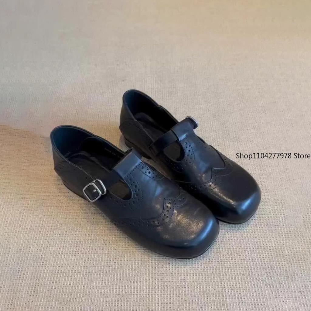 Fashion Flats Women Loafers Shoes Summer 2025 New Designer Trend Sandals Woman Fashion Shallow Casual Sport Sneakers Zapatos Mujer