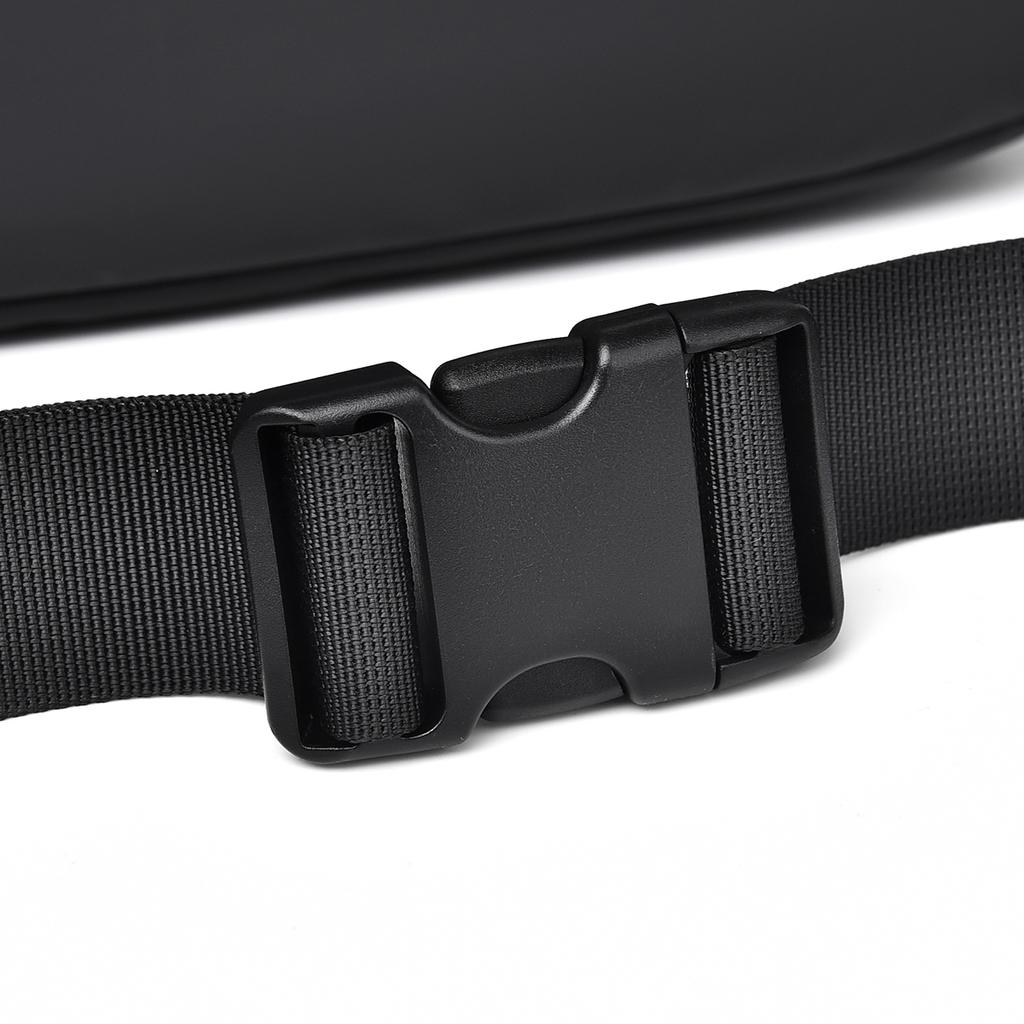 Crossbody Bag Men's Waterproof Chest Bag Fashionable Shoulder Bag