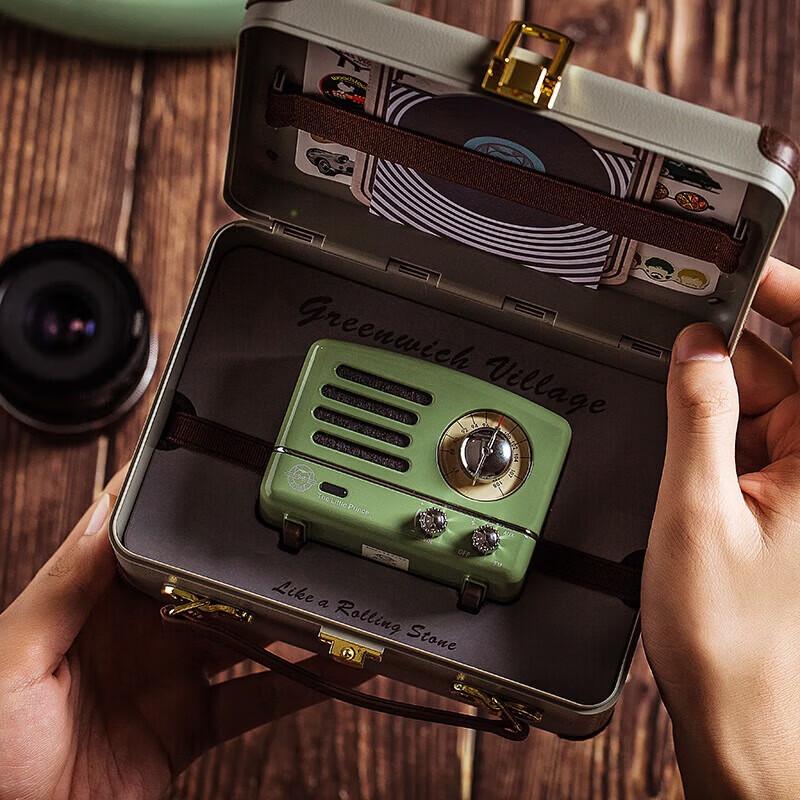 Elvis Radio OTR MW-2A Portable Bluetooth FM Speaker CN plug (adapter included)