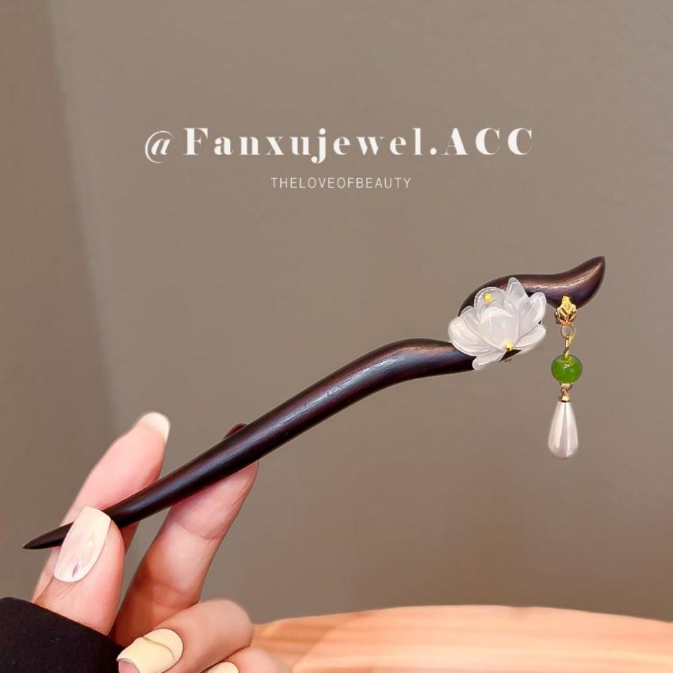 Traditional Double-Sided Lotus Sandalwood Hairpin with Tassels for Women - Chinese Qipao Hair Accessory