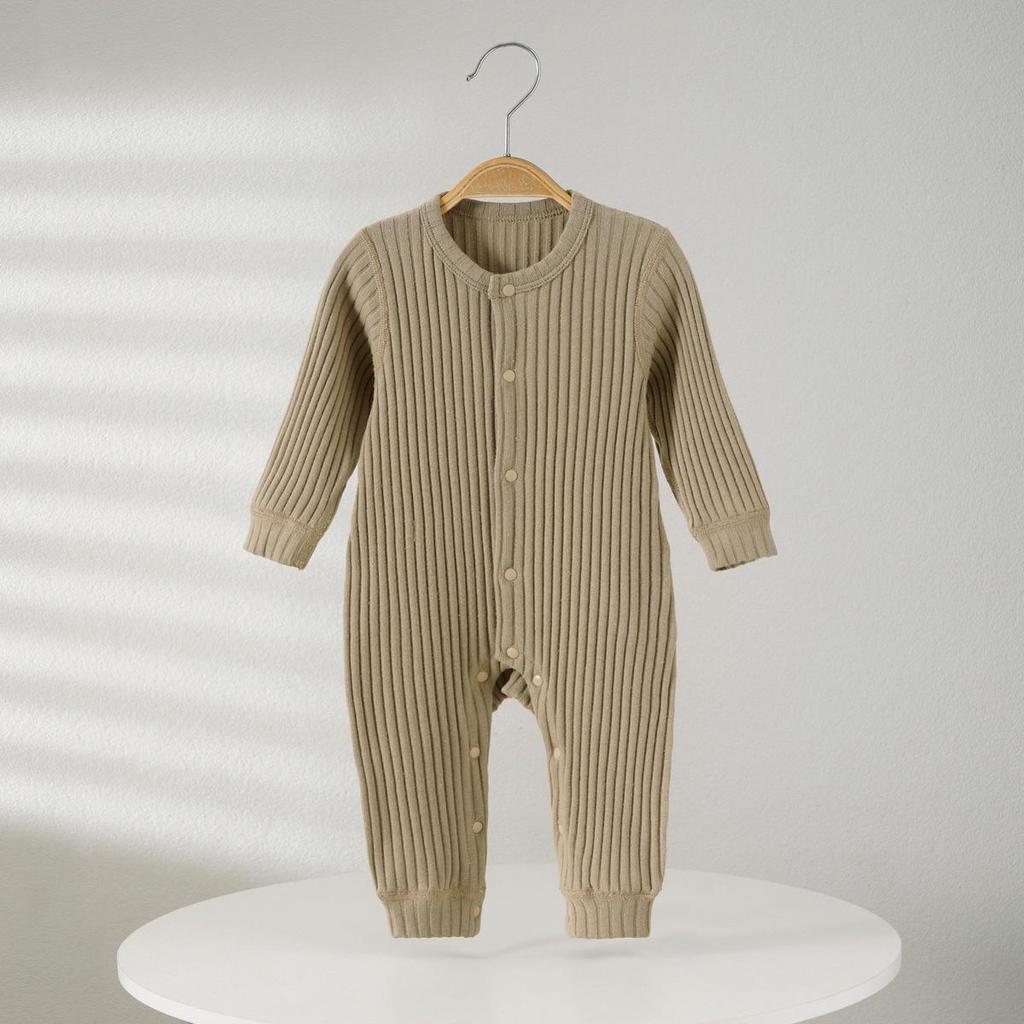 Gestreifter Strampler für Neugeborene 3-18 Monate – Druckknopf-Body für Frühling, Herbst und Winter.