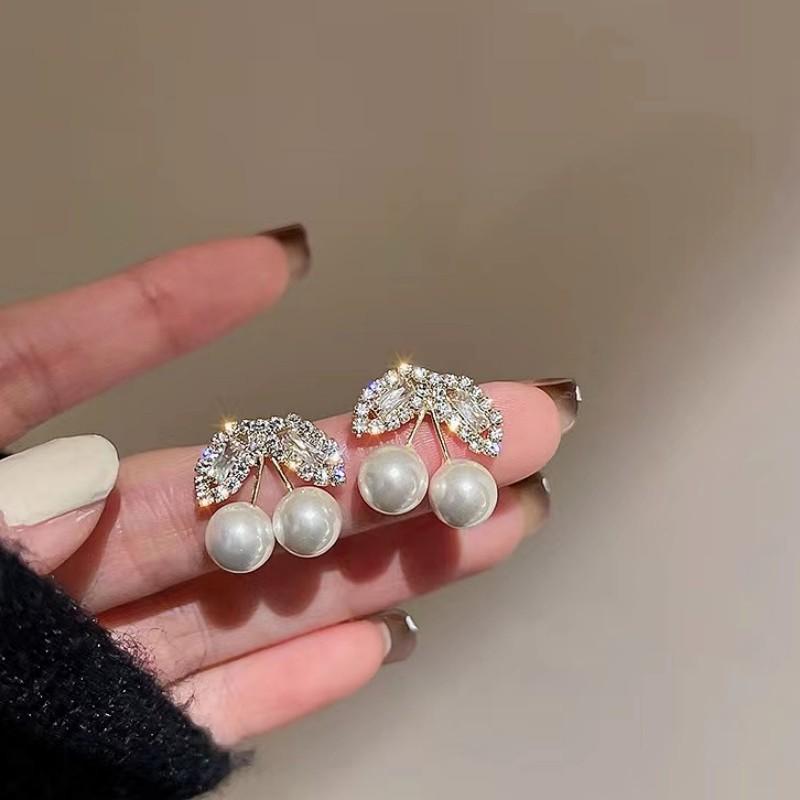 Japanese and Korean Design Sense Fashion Cute Fruit Earrings Female Creative Girl Heart Sweet Cool Stud Earrings Versatile Personality Trendy Earrings