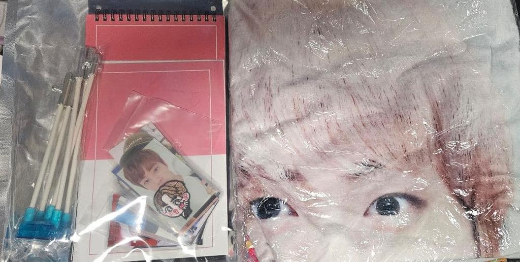 [USED] BTS Jin Master Blanket Calendar