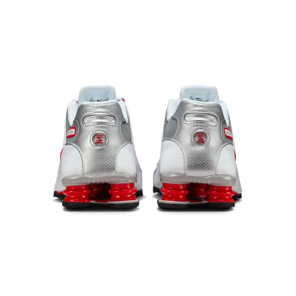Nike Baskets Shox NZ Unisexes Blanc Rouge Université-Noir-Argent Métallique 378341-104